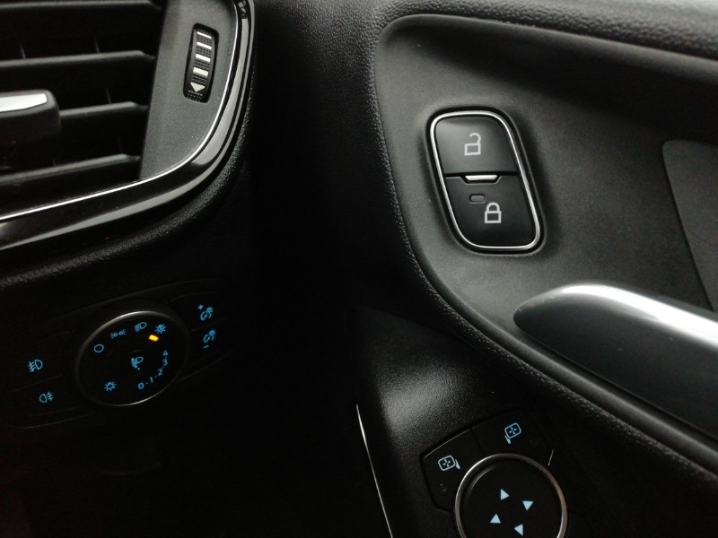 Used Ford Fiesta 2018 for sale - 76834219: Photo 17