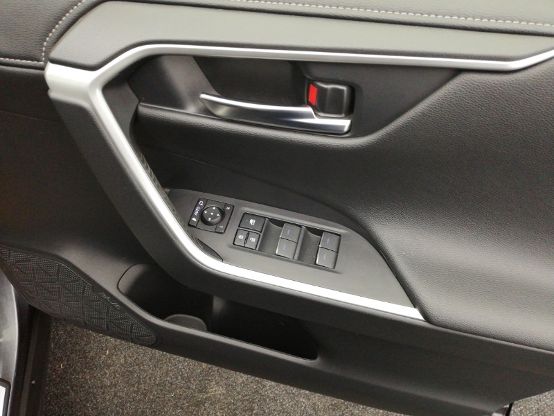 Used Toyota RAV4 2022 for sale - 76982973: Photo 16