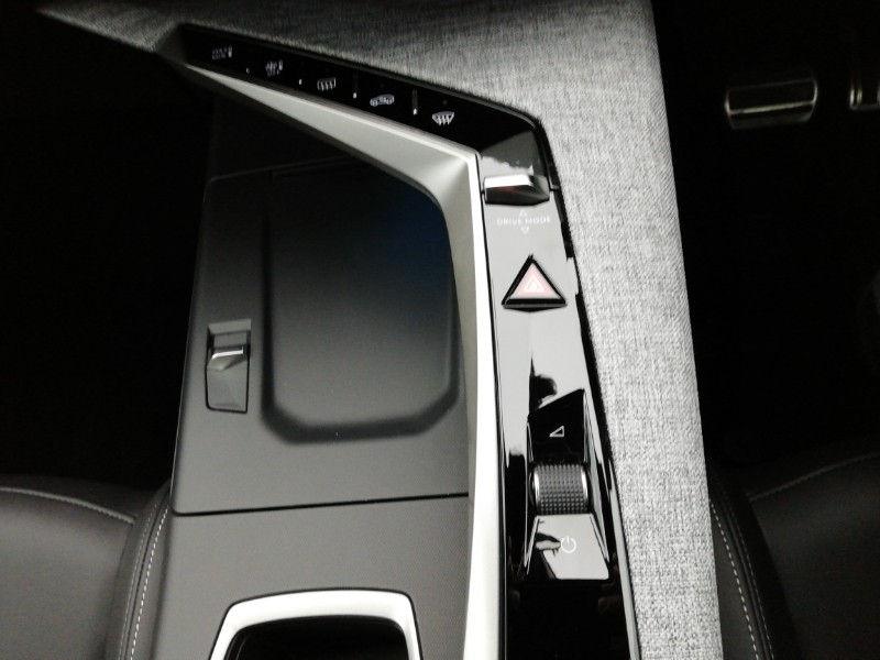Used Peugeot 3008 2024 for sale - 76932379: Photo 12