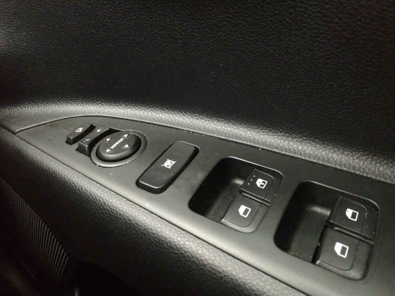 Used Kia Rio 2023 for sale - 78023636: Photo 15