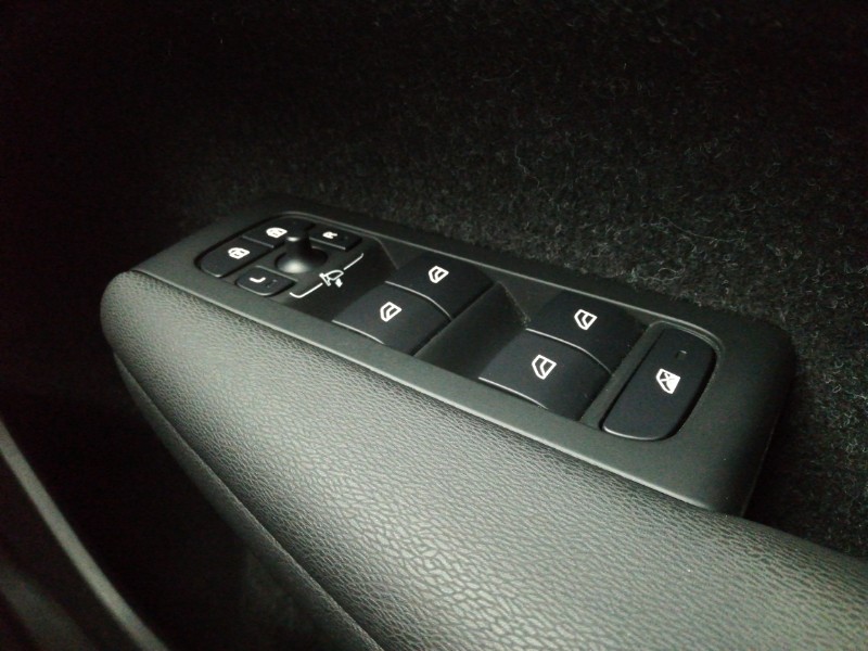 Used Volvo XC40 2021 for sale - 77933598: Photo 16