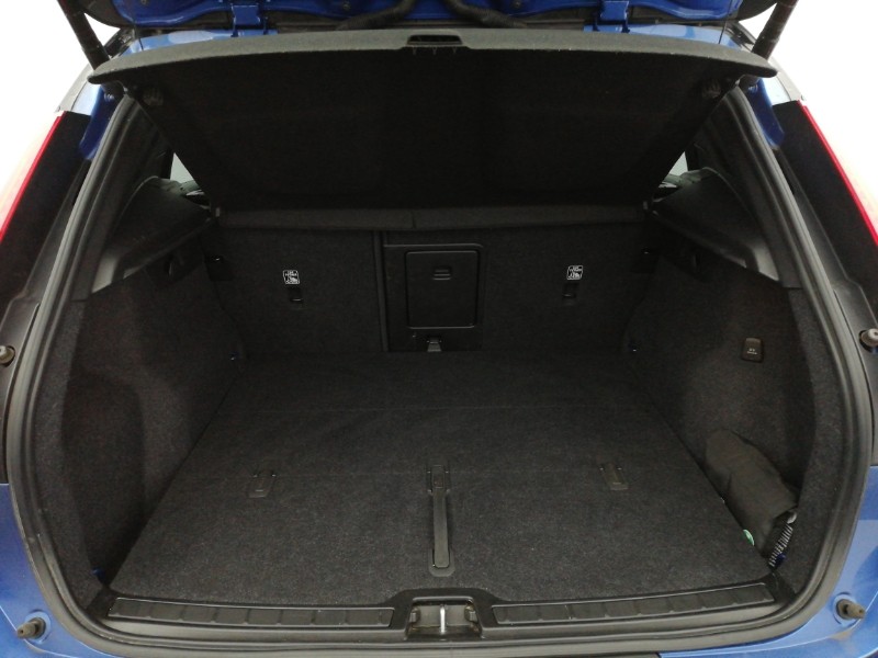 Used Volvo XC40 2021 for sale - 77933598: Photo 8