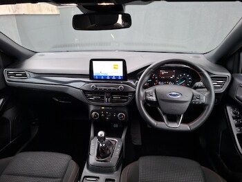 Used Ford Focus 2021 for sale - 76533424: Photo