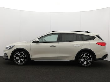 Used Ford Focus 2020 for sale - 79120550: Photo