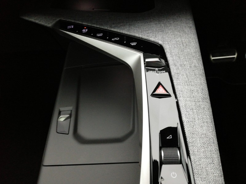 Used Peugeot 3008 2025 for sale - 76556211: Photo 12