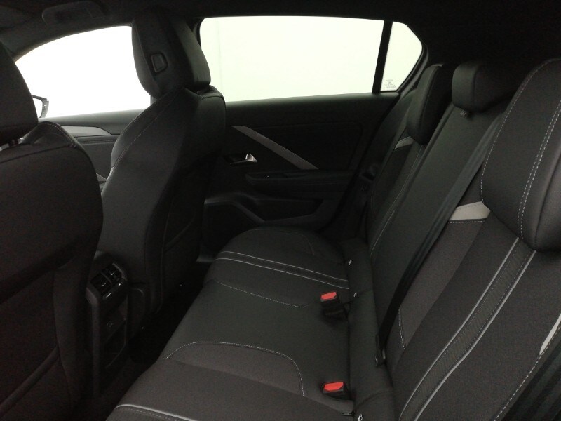 Used Vauxhall Astra 2025 for sale - 76317685: Photo 6