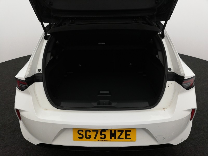 Used Vauxhall Astra 2025 for sale - 76317685: Photo 8