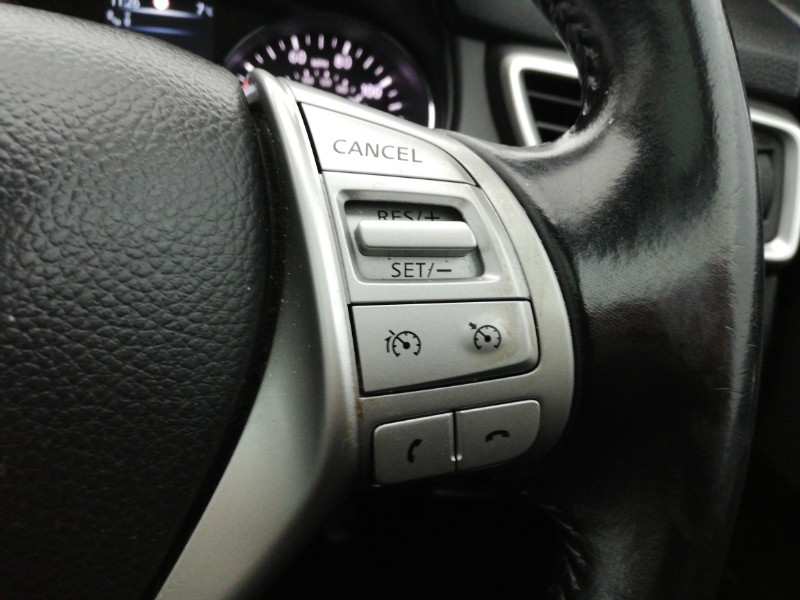 Used Nissan Qashqai 2017 for sale - 76920430: Photo 15