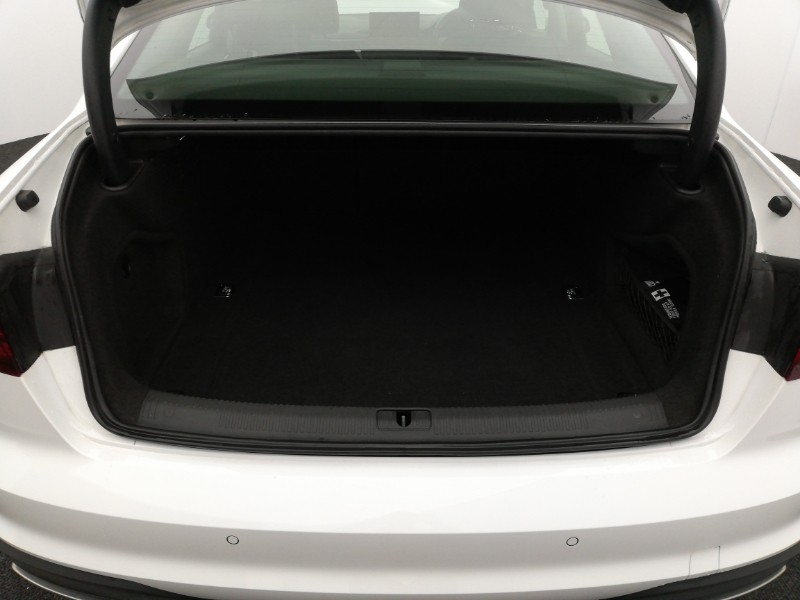 Used Audi A4 2021 for sale - 77596294: Photo 8