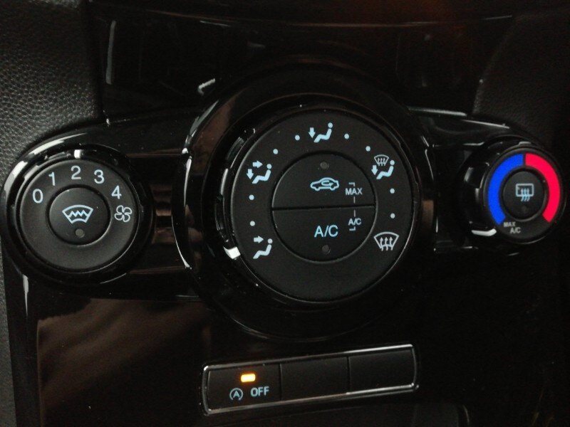 Used Ford Fiesta 2015 for sale - 78178771: Photo 15