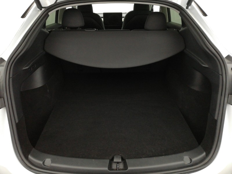 Used Tesla Model Y 2023 for sale - 77999443: Photo 8