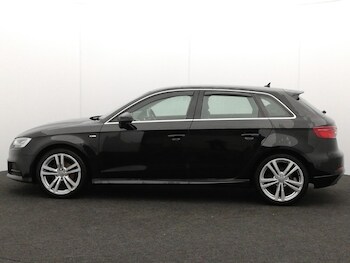 Used Audi A3 2017 for sale - 77669514: Photo