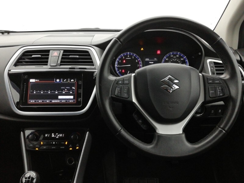 Used Suzuki SX4 S-Cross 2017 for sale - 77708070: Photo 7