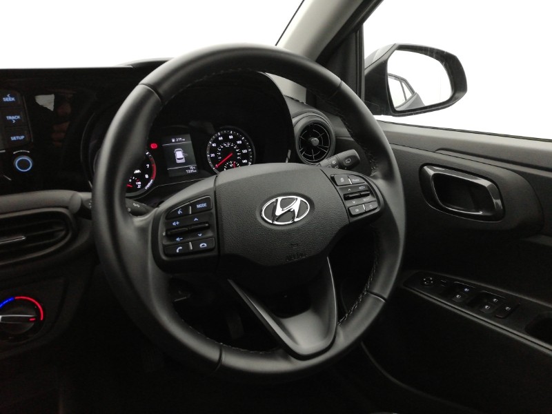 Used Hyundai i10 2023 for sale - 77623744: Photo 11