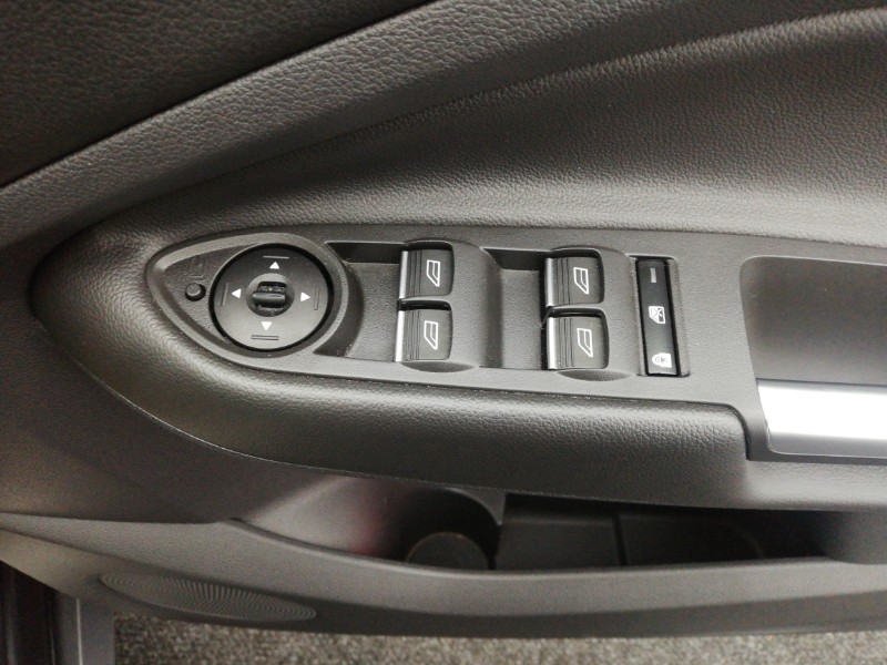 Used Ford Kuga 2016 for sale - 76354460: Photo 13