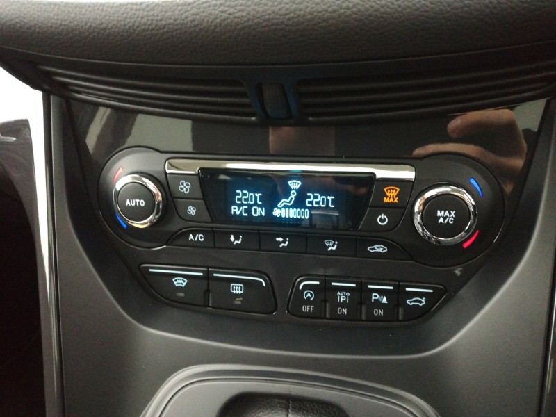 Used Ford Kuga 2016 for sale - 76354460: Photo 19