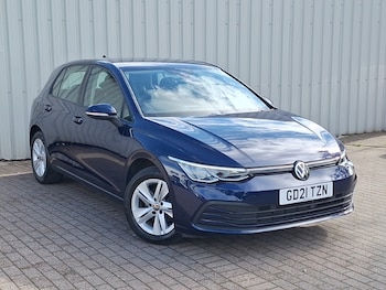 Volkswagen - Golf