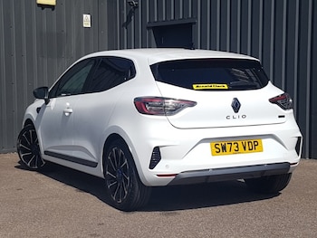 Used Renault Clio 2023 for sale - 78441060: Photo
