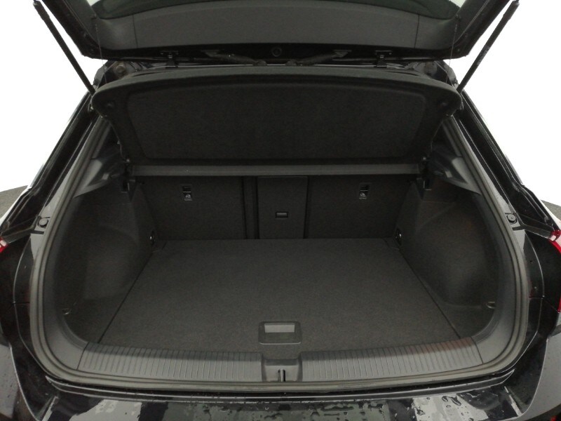 Used Volkswagen T-Roc 2022 for sale - 77234766: Photo 8