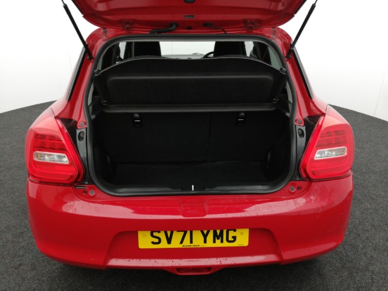 Used Suzuki Swift 2021 for sale - 76529081: Photo 8