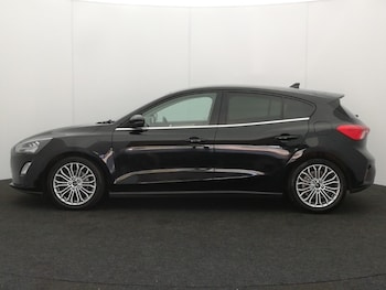 Used Ford Focus 2021 for sale - 79253196: Photo