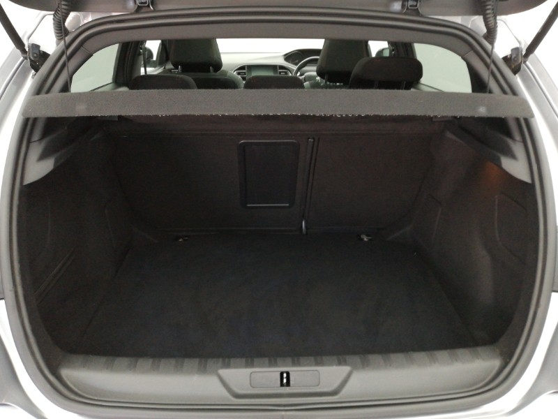 Used Peugeot 308 2019 for sale - 77964058: Photo 8