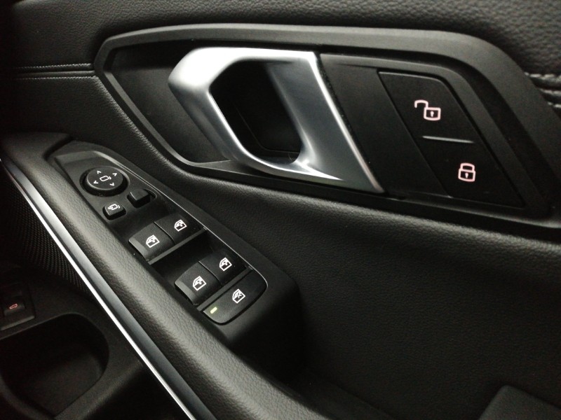 Used BMW 3 Series 2024 for sale - 76208603: Photo 15