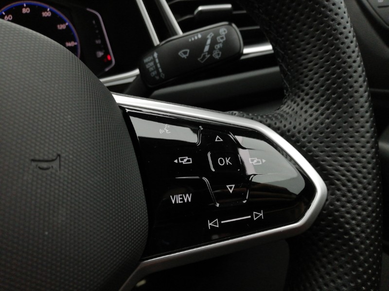 Used Volkswagen T-Roc 2023 for sale - 78023561: Photo 17