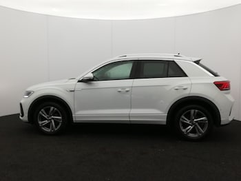 Used Volkswagen T-Roc 2023 for sale - 78023561: Photo