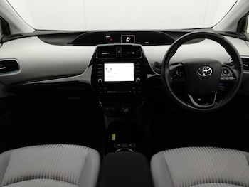 Used Toyota Prius 2020 for sale - 76427365: Photo
