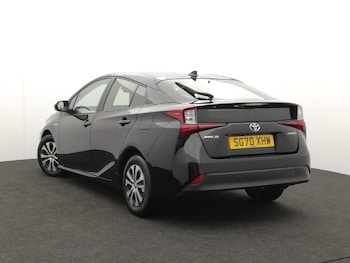 Used Toyota Prius 2020 for sale - 76427365: Photo
