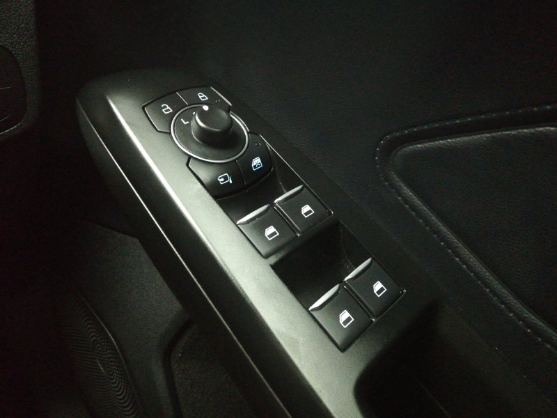 Used Ford Focus 2023 for sale - 76055284: Photo 15