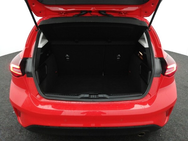 Used Ford Focus 2023 for sale - 76055284: Photo 8
