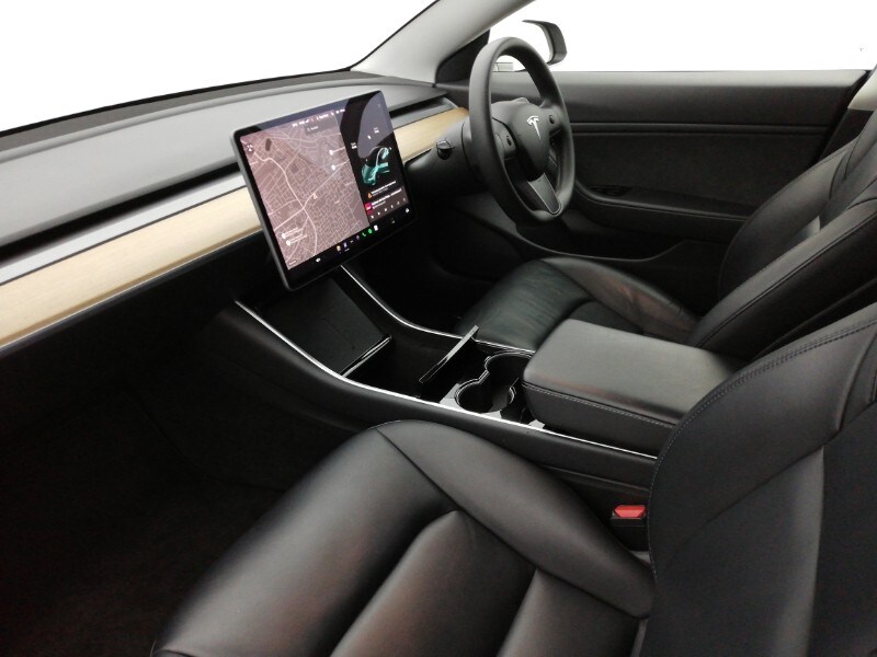 Used Tesla Model 3 2020 for sale - 77964055: Photo 5