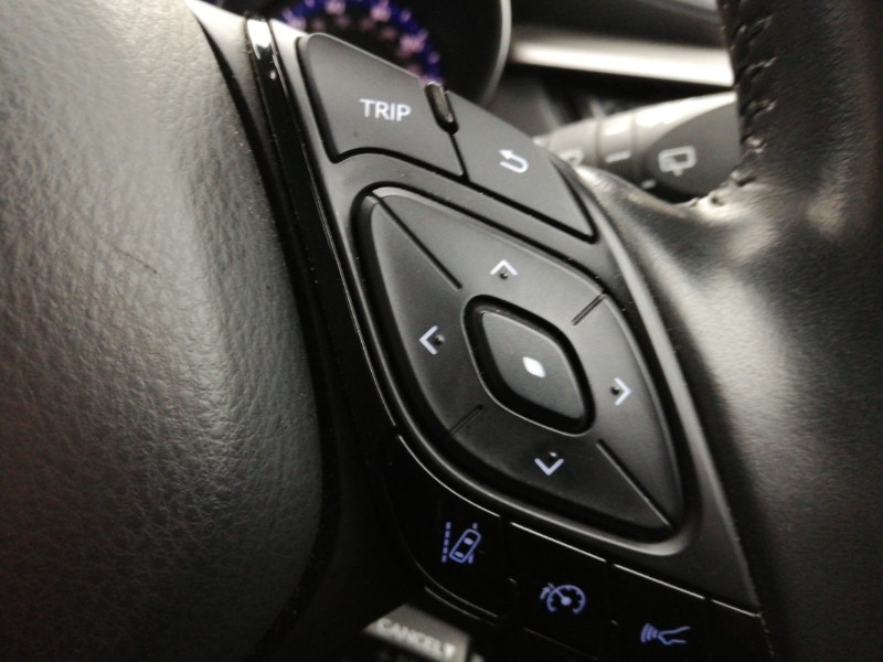 Used Toyota C-HR 2021 for sale - 76365617: Photo 14