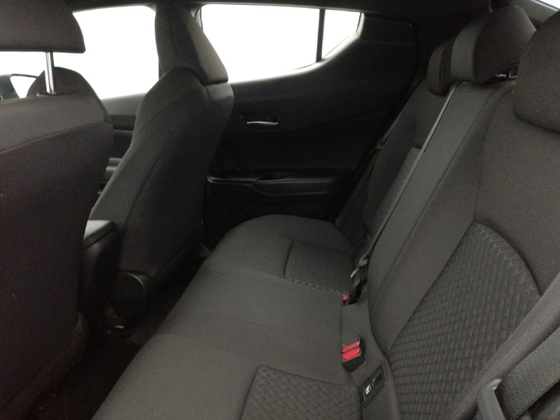 Used Toyota C-HR 2021 for sale - 76365617: Photo 6