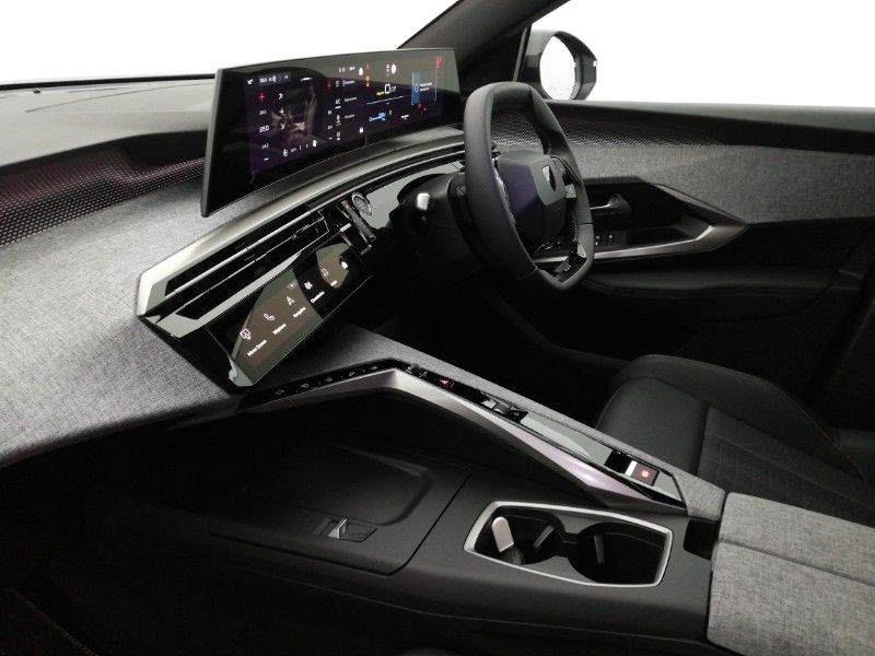 Used Peugeot 3008 2025 for sale - 76556207: Photo 5