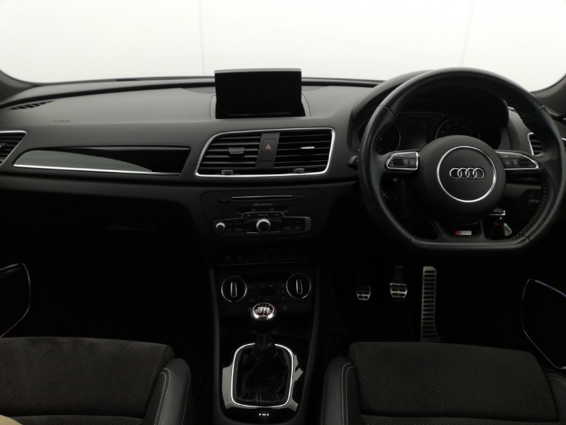 Used Audi Q3 2018 for sale - 76502128: Photo 2