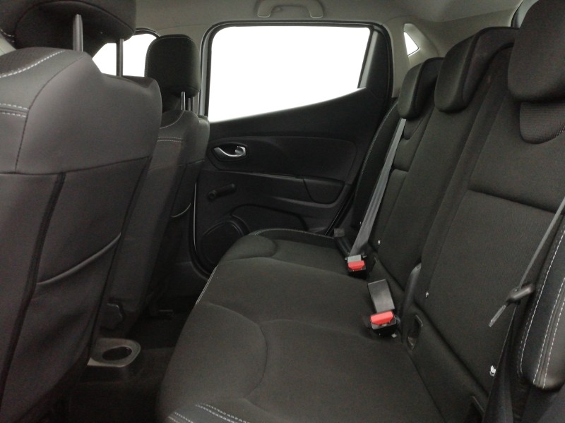 Used Renault Clio 2017 for sale - 76815799: Photo 6