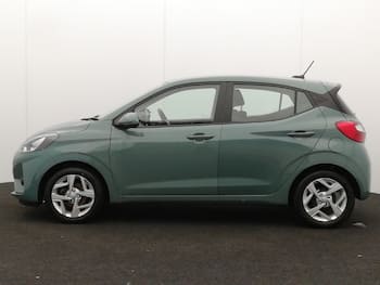 Used Hyundai i10 2023 for sale - 79630969: Photo