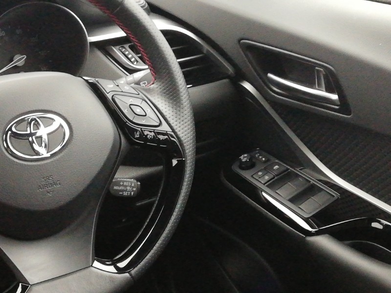 Used Toyota C-HR 2022 for sale - 77119117: Photo 11