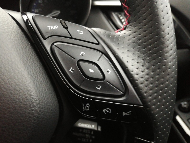 Used Toyota C-HR 2022 for sale - 77119117: Photo 14