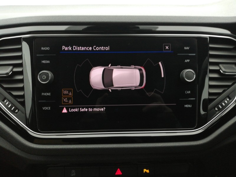 Used Volkswagen T-Roc 2021 for sale - 76560610: Photo 10