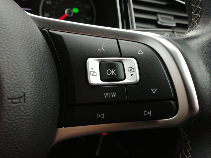 Used Volkswagen T-Roc 2021 for sale - 76560610: Photo 15