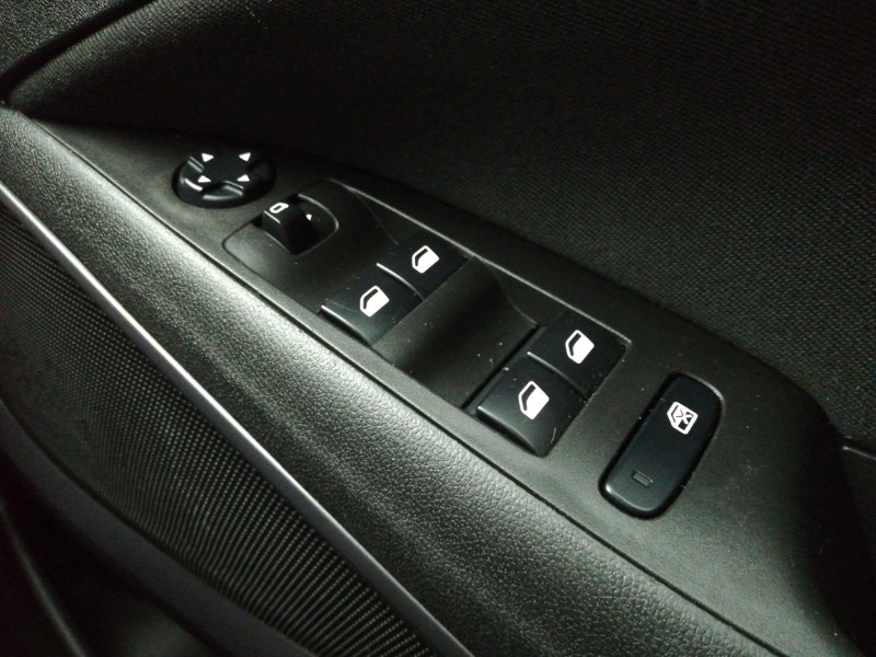 Used Vauxhall Crossland 2022 for sale - 77596302: Photo 15