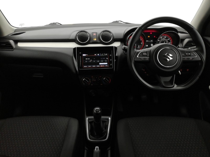 Used Suzuki Swift 2021 for sale - 76795572: Photo 2