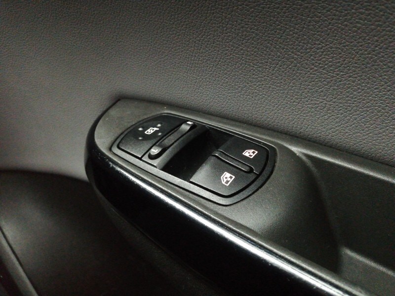 Used Vauxhall Corsa 2016 for sale - 78041109: Photo 15