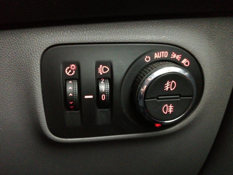 Used Vauxhall Corsa 2016 for sale - 78041109: Photo 16