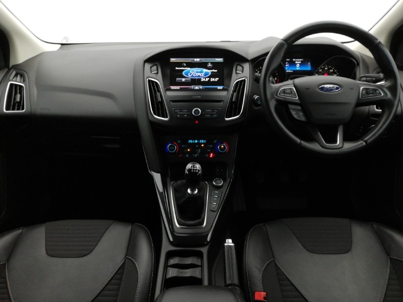 Used Ford Focus 2016 for sale - 77664159: Photo 2