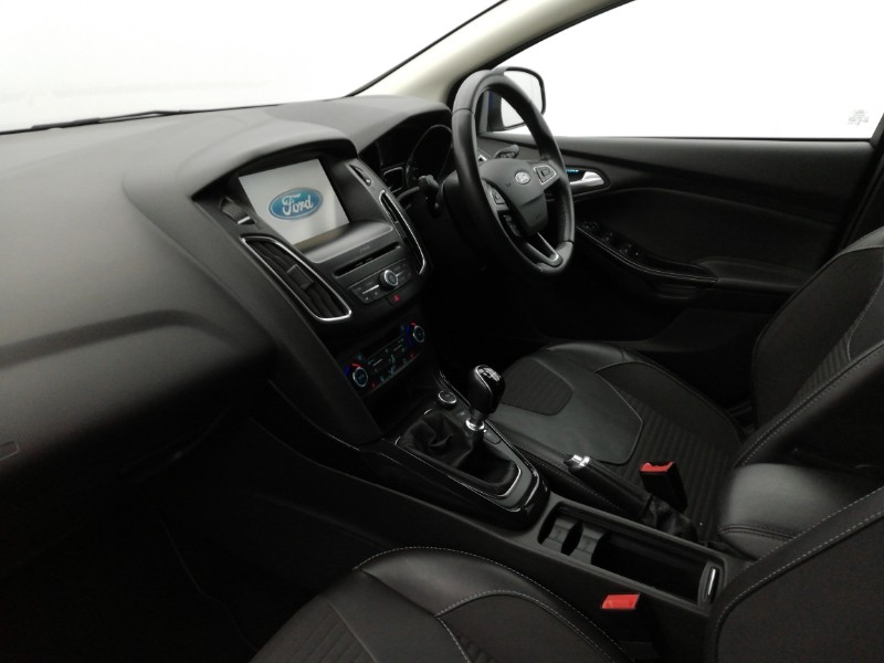 Used Ford Focus 2016 for sale - 77664159: Photo 5